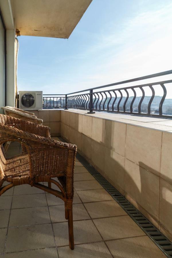 City Center Premium Apartments Boekarest Buitenkant foto