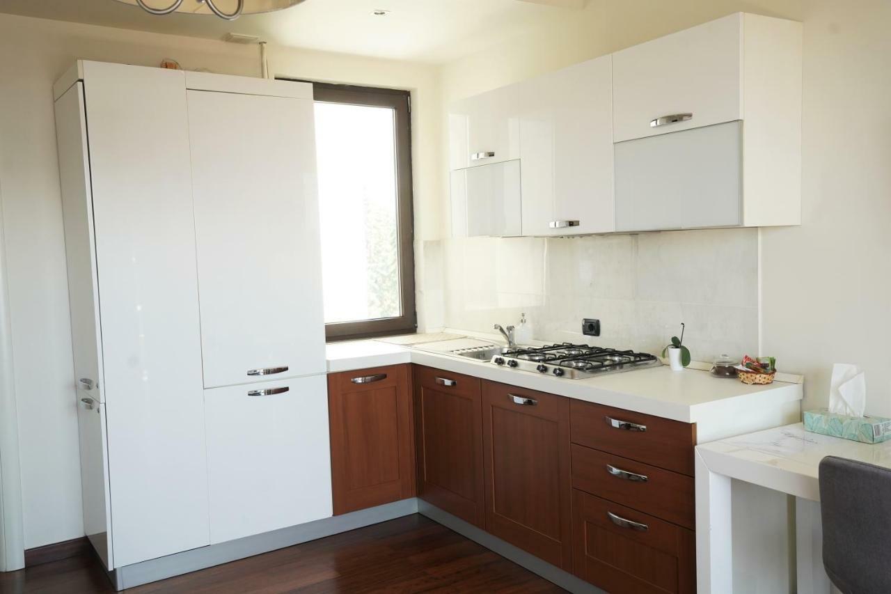 City Center Premium Apartments Boekarest Buitenkant foto